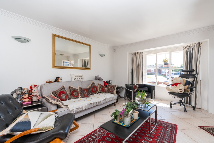 3 Bedroom Property for Sale in Pinelands Western Cape